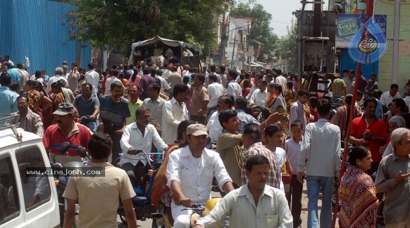 Hyderabad Old City Curfew Pics   - 71 / 102 photos