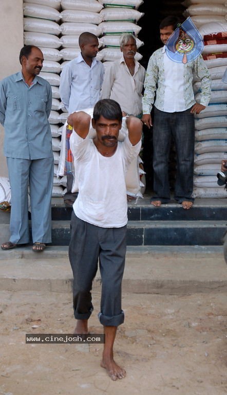 Hyderabad Old City Curfew Pics   - 79 / 102 photos