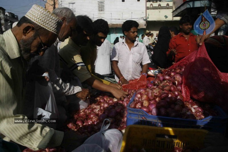 Hyderabad Old City Curfew Pics   - 81 / 102 photos