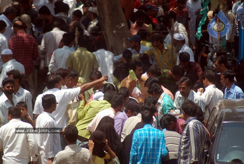 Hyderabad Old City Curfew Pics   - 94 / 102 photos