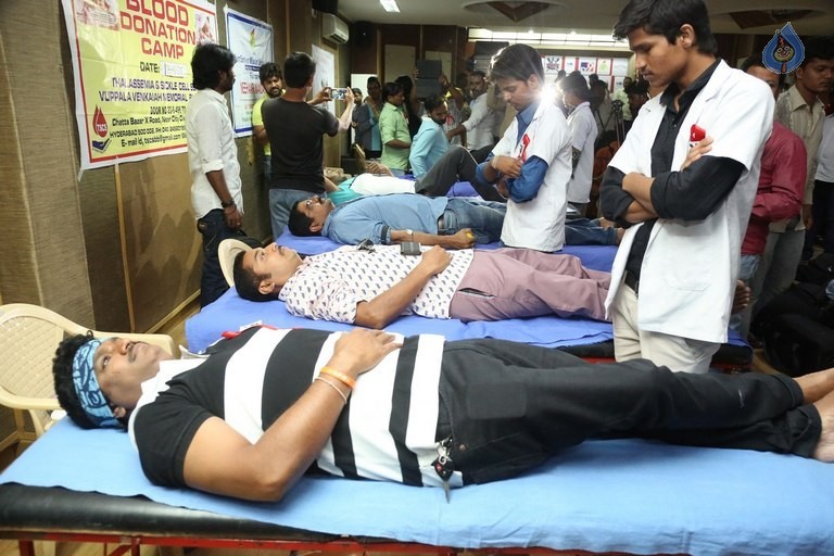 Hyderabad Talwars Blood Donation Camp Photos - 3 / 32 photos