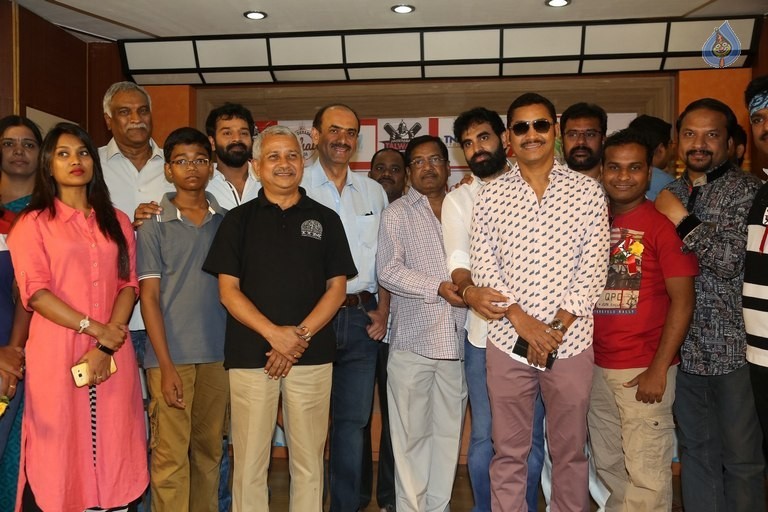 Hyderabad Talwars Blood Donation Camp Photos - 29 / 32 photos