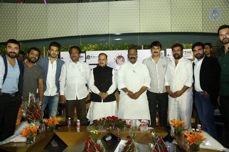 Hyderabad Talwars Celeb Cricket Team Announcement - 22 / 42 photos