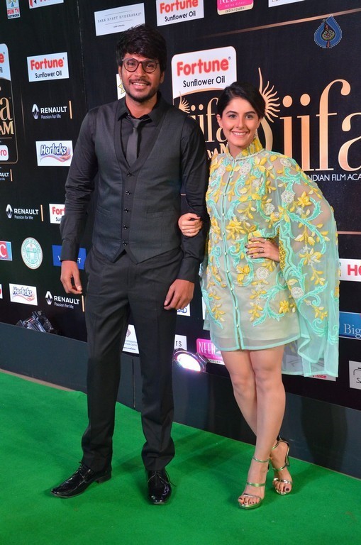 IIFA Utsavam 2017 Awards 2 (Day1) - 86 / 112 photos