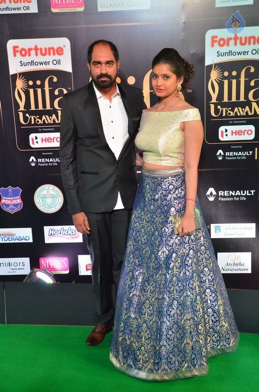IIFA Utsavam 2017 Awards 2 (Day2) - 75 / 125 photos