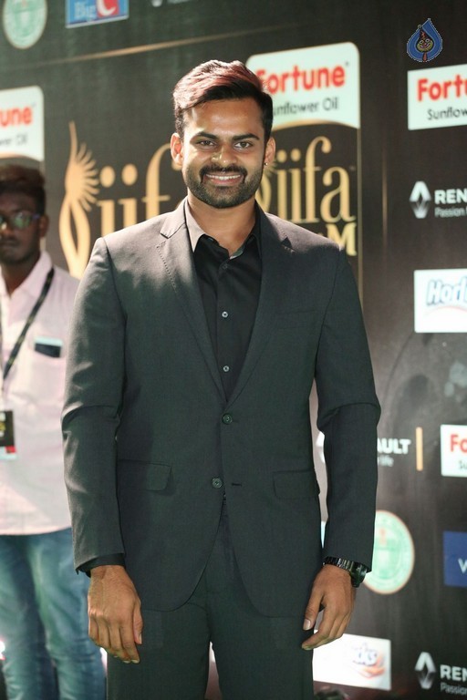 IIFA Utsavam 2017 Awards 2 (Day2) - 82 / 125 photos