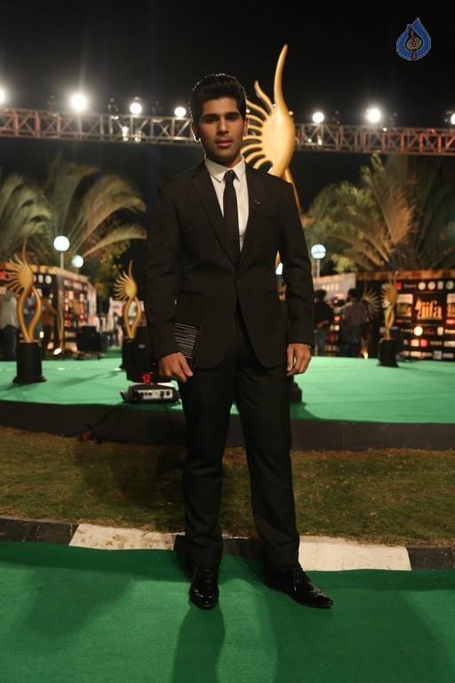 IIFA Utsavam Awards 2016 Photos 2 - 18 / 74 photos