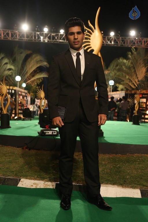IIFA Utsavam Awards 2016 Photos 2 - 22 / 74 photos