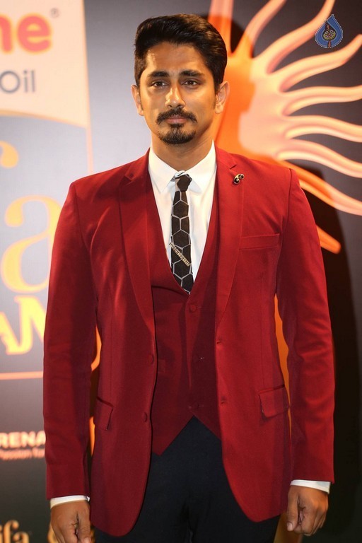 IIFA Utsavam Awards 2016 Photos 2 - 56 / 74 photos