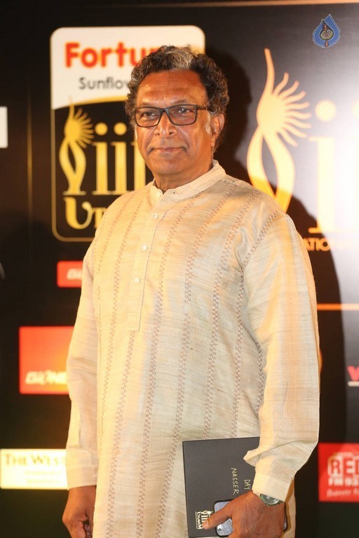 IIFA Utsavam Awards 2016 Photos 2 - 61 / 74 photos