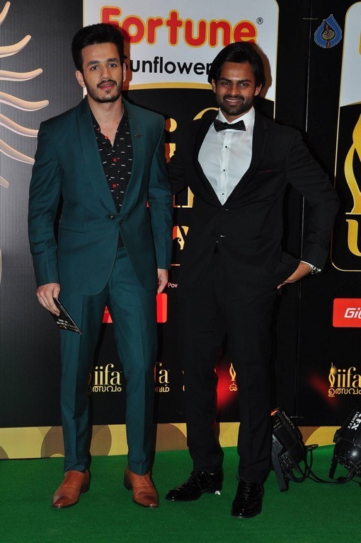 IIFA Utsavam Awards 2016 Photos 3 - 66 / 89 photos