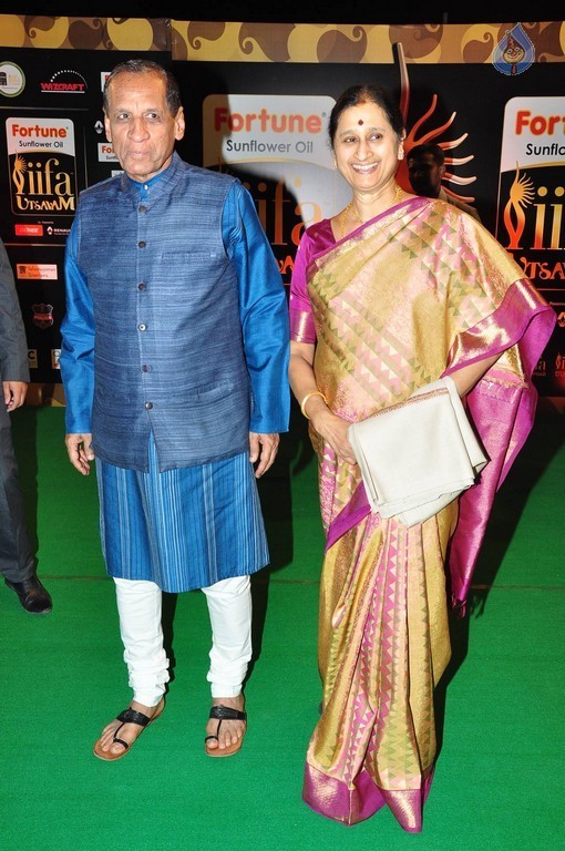 IIFA Utsavam Awards 2016 Photos 3 - 72 / 89 photos