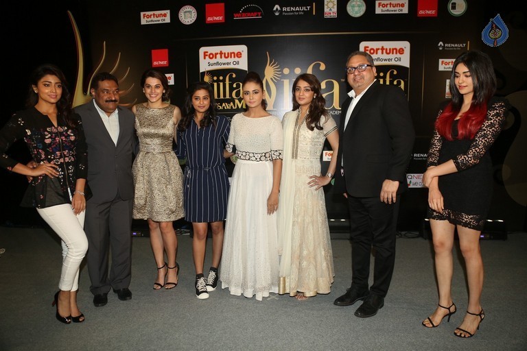 IIFA Utsavam Press Meet 2 - 7 / 63 photos