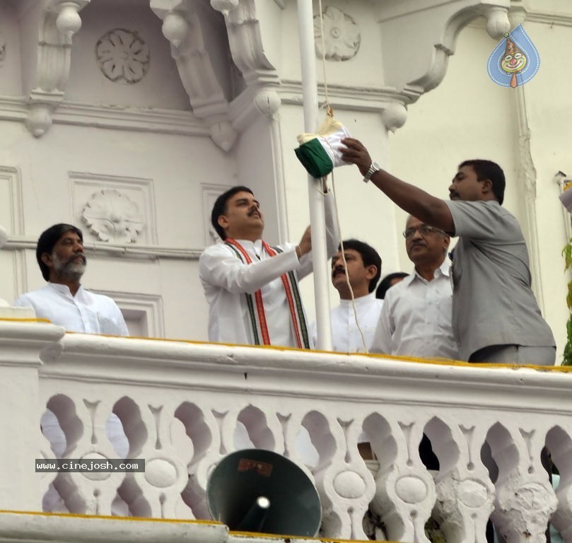 Independence Day Celebrations at Hyd - 10 / 40 photos