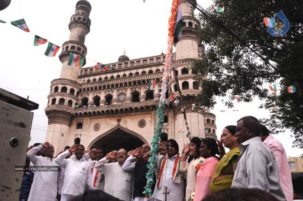 Independence Day Celebrations at Hyd - 15 / 40 photos