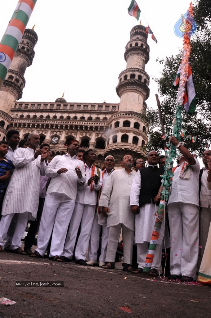Independence Day Celebrations at Hyd - 17 / 40 photos