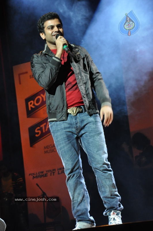 Indian Idol 5 Winner Sreeram Chandra Program At Shilpakala Vedika - 92 / 110 photos