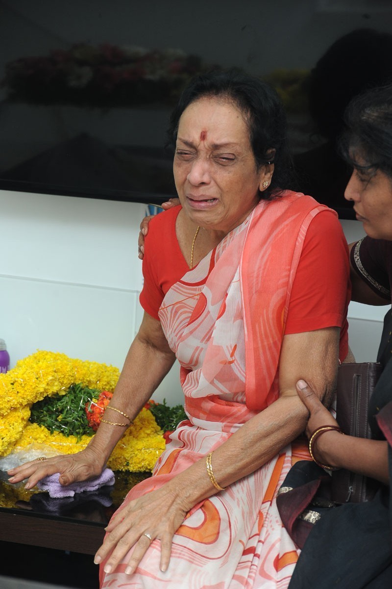 Jamuna Husband Ramana Rao Condolences Photos - 28 / 117 photos