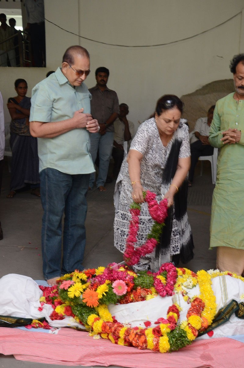 Jamuna Husband Ramana Rao Condolences Photos - 31 / 117 photos