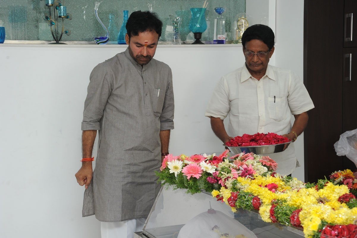 Jamuna Husband Ramana Rao Condolences Photos - 87 / 117 photos