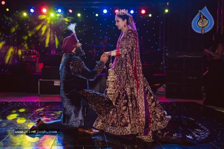 Japinder Kaur And Dilliwaali Zaalim Wedding Photos - 9 / 17 photos