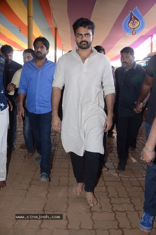 Jawaan Movie Team at Dwaraka Tirumala Temple - 9 / 21 photos