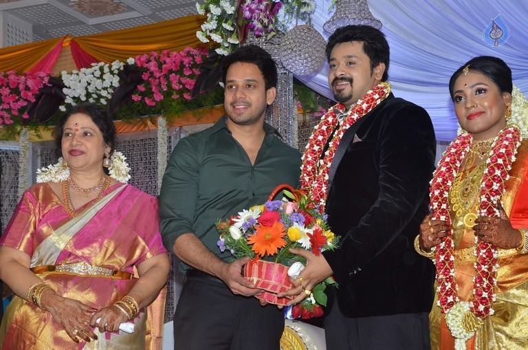 Jayachitra Son Amresh Wedding Reception - 17 / 102 photos