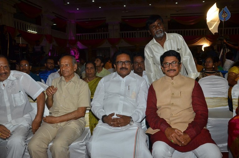 Jayachitra Son Amresh Wedding Reception - 31 / 102 photos