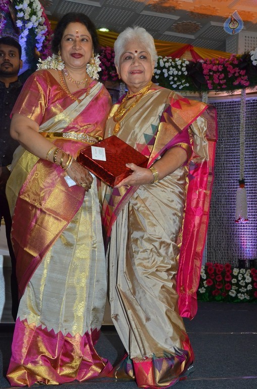 Jayachitra Son Amresh Wedding Reception - 89 / 102 photos