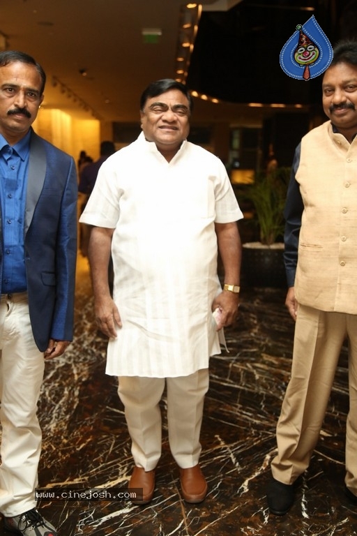 Jayasudha Son Nihar Kapoor Wedding Reception 02 - 46 / 77 photos