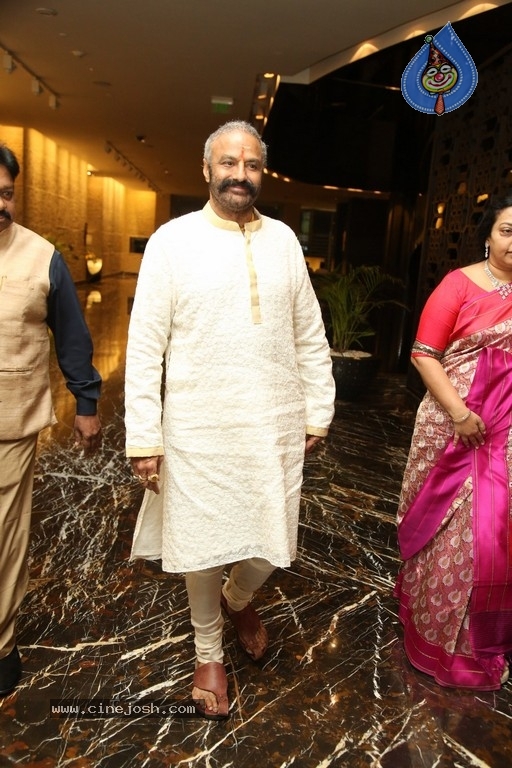 Jayasudha Son Nihar Kapoor Wedding Reception 02 - 70 / 77 photos