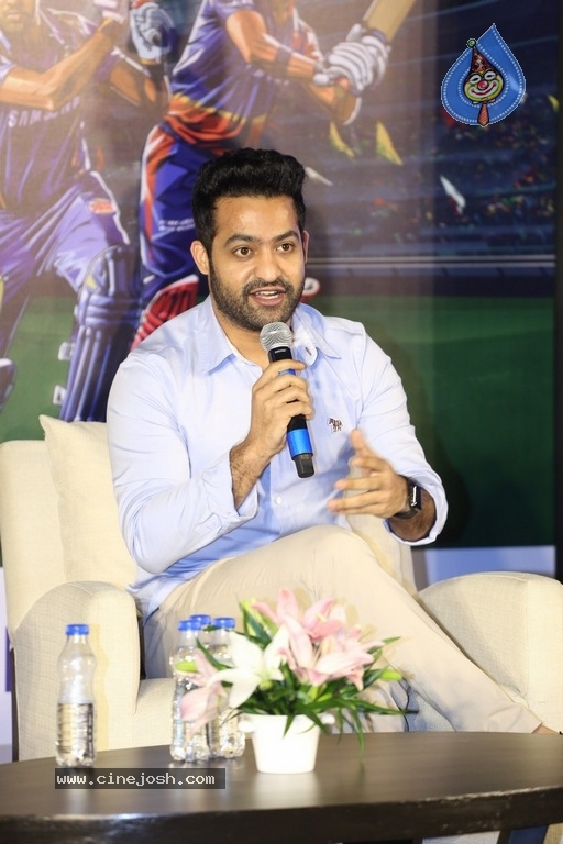 Jr NTR At IPL 2018 Press Conference Photos - 5 / 21 photos