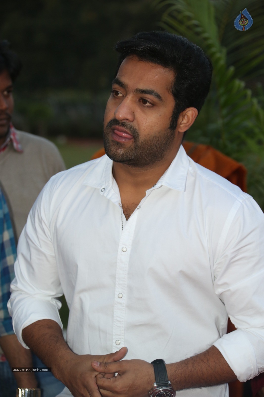 Jr NTR at NTR Ghat - 2 / 60 photos