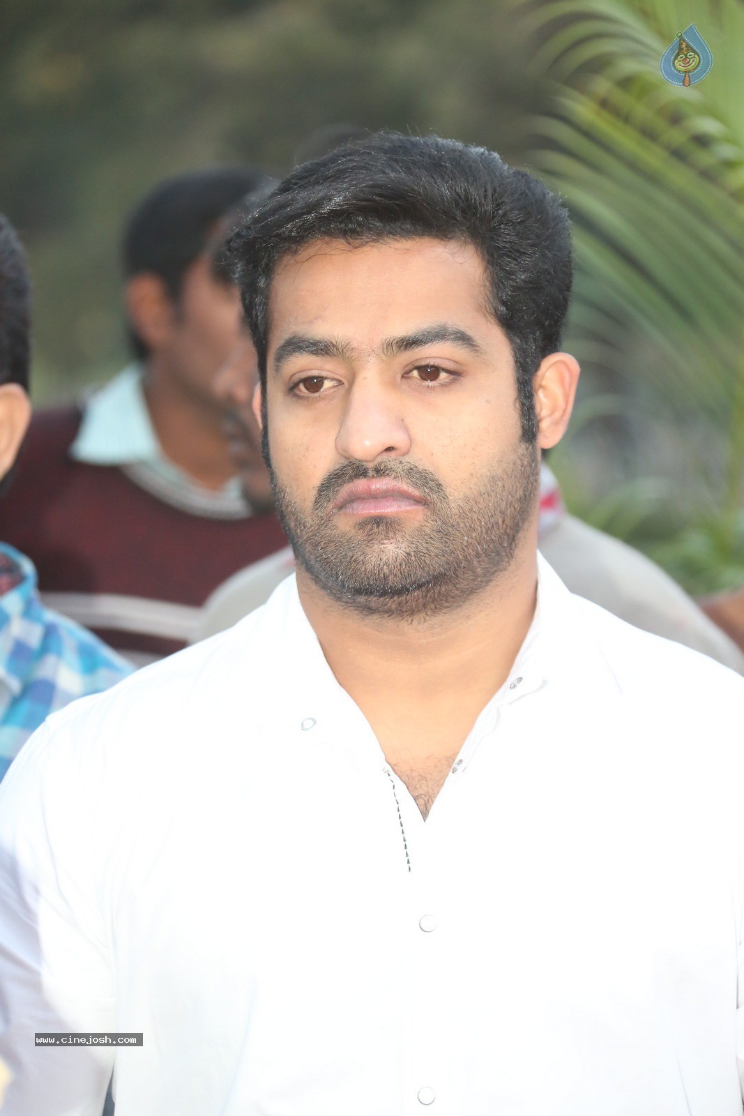 Jr NTR at NTR Ghat - 20 / 60 photos