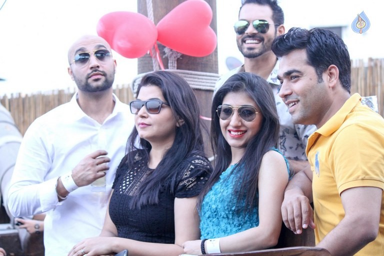 Jyothi Sethi Birthday Bash Photos - 56 / 84 photos
