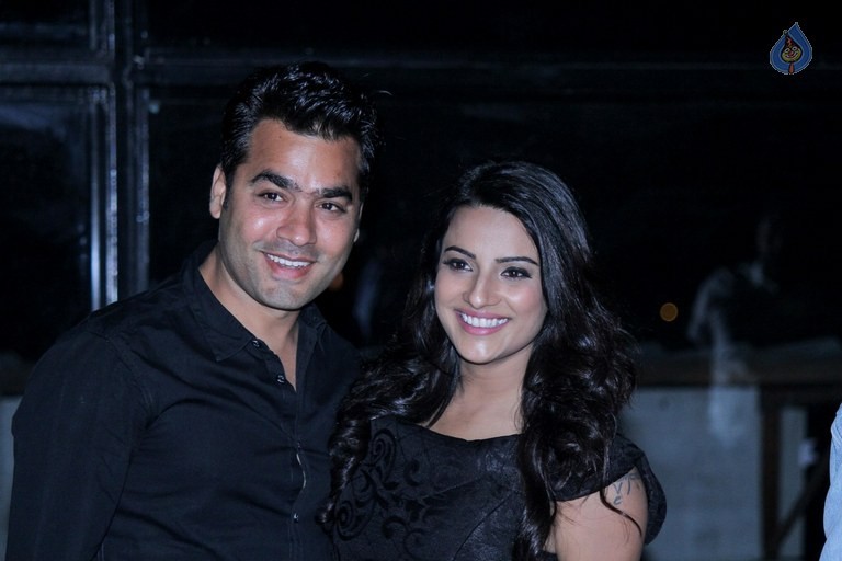 Jyothi Sethi Birthday Bash Photos - 70 / 84 photos