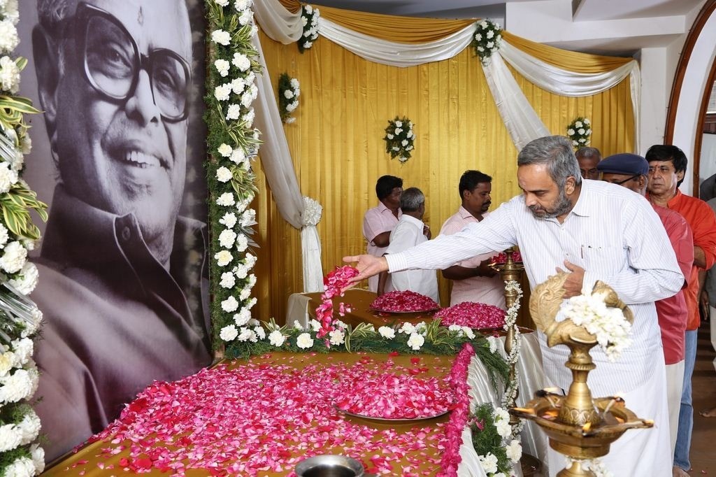 K Balachander 13th Day Ceremony - 11 / 48 photos