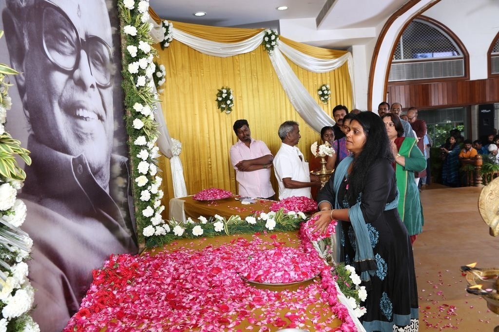 K Balachander 13th Day Ceremony - 24 / 48 photos