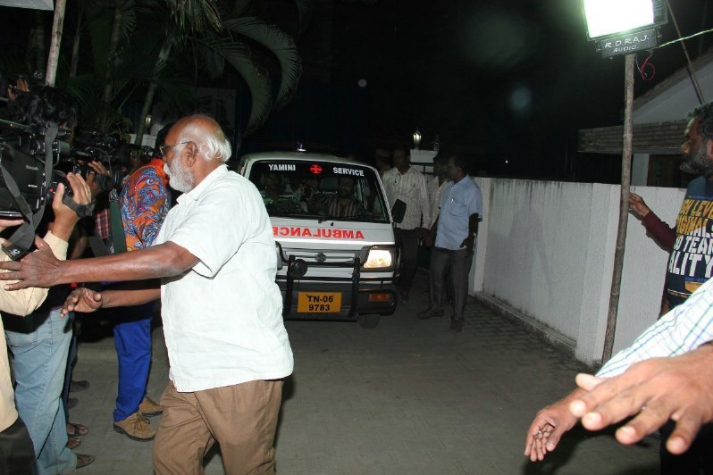 K Balachander Condolences Photos - 36 / 71 photos
