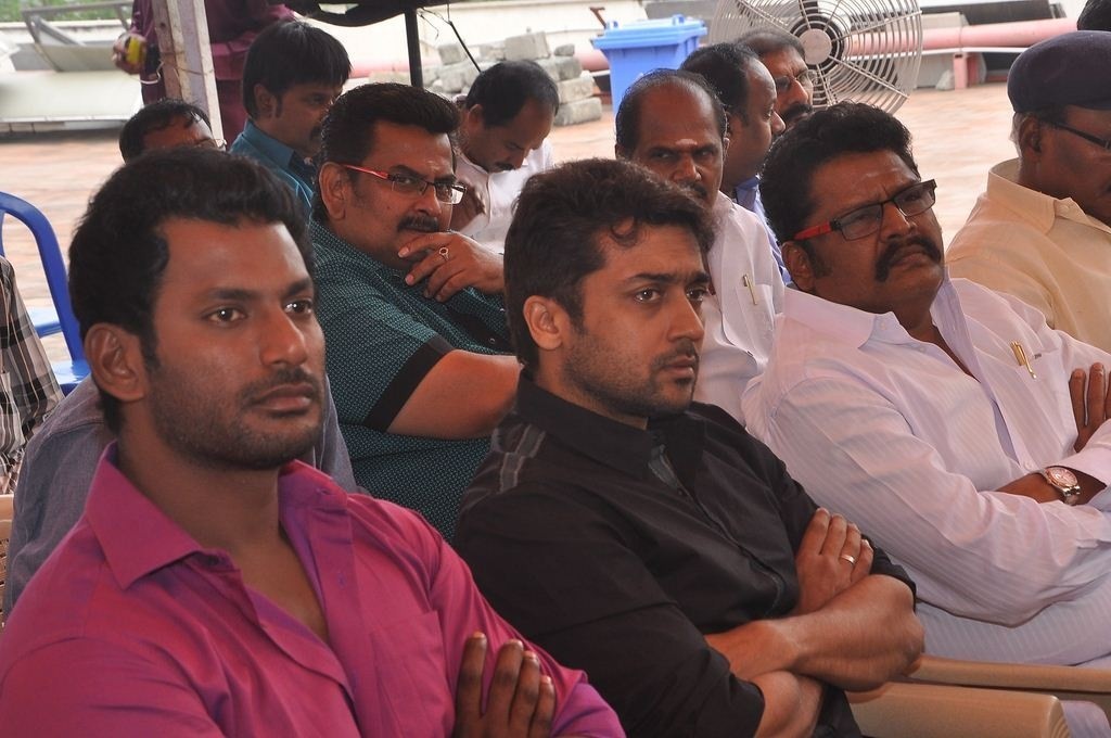 K Balachander Ninaivu Anjali Photos - 2 / 90 photos