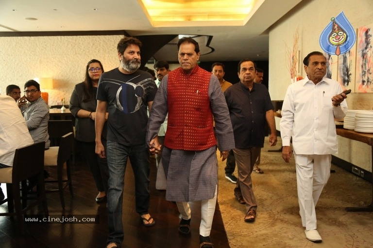 Kakatiya Kalaparisath Hasya Nata Brahma Award Announcement - 15 / 15 photos