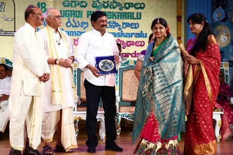 Sri Kala Sudha Awards 2016 Photos - 26 / 132 photos