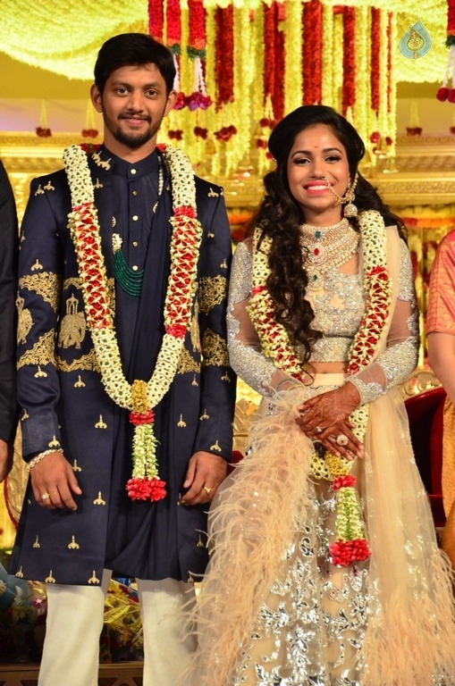 Kalamandir CMD Prasad Chalavadi Daughter Hanisha Wedding Photos - 13 / 81 photos