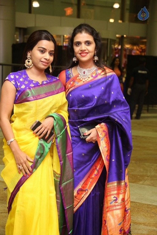 Kalamandir CMD Prasad Chalavadi Daughter Hanisha Wedding Photos - 68 / 81 photos
