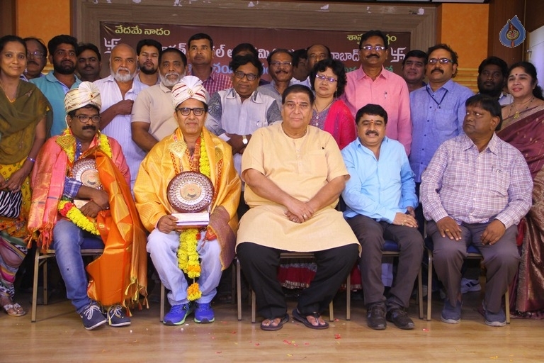 Kaloji Narayana Rao Award Function Photos - 12 / 16 photos