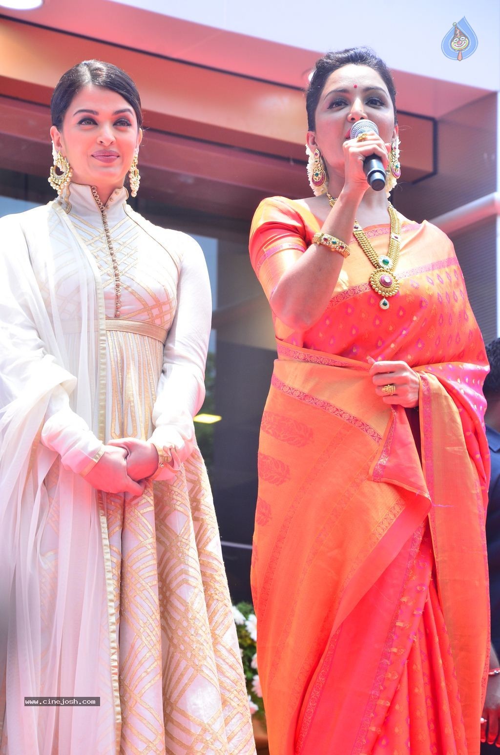 Kalyan Jewellers Chennai Showroom Launch - 12 / 59 photos