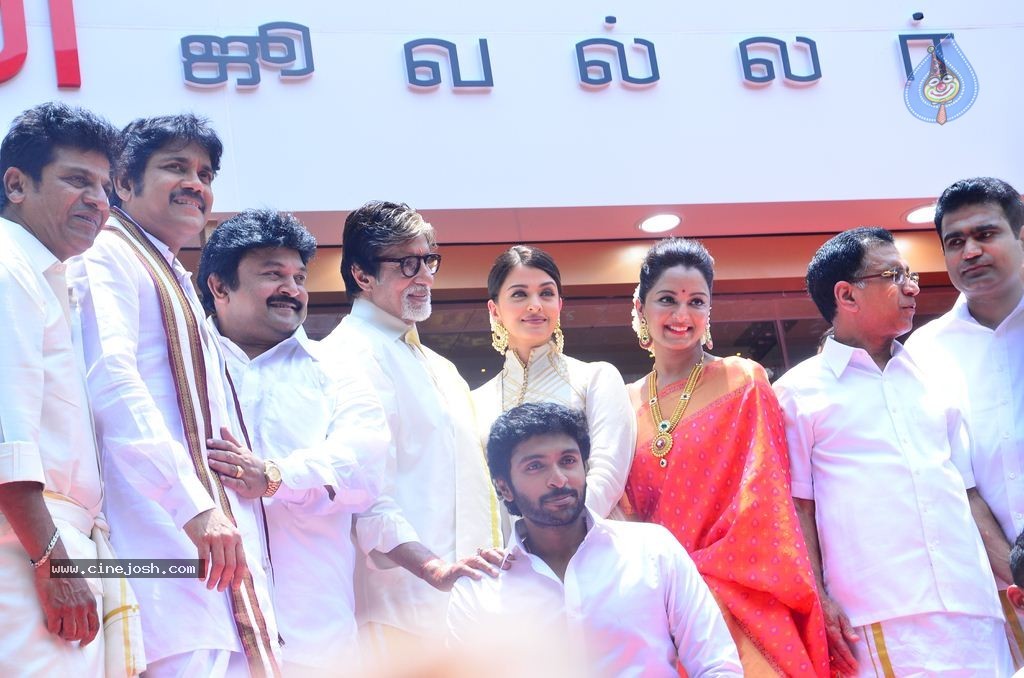 Kalyan Jewellers Chennai Showroom Launch - 21 / 59 photos