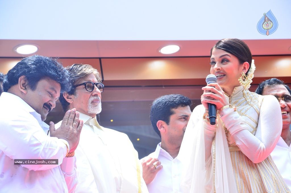 Kalyan Jewellers Chennai Showroom Launch - 29 / 59 photos