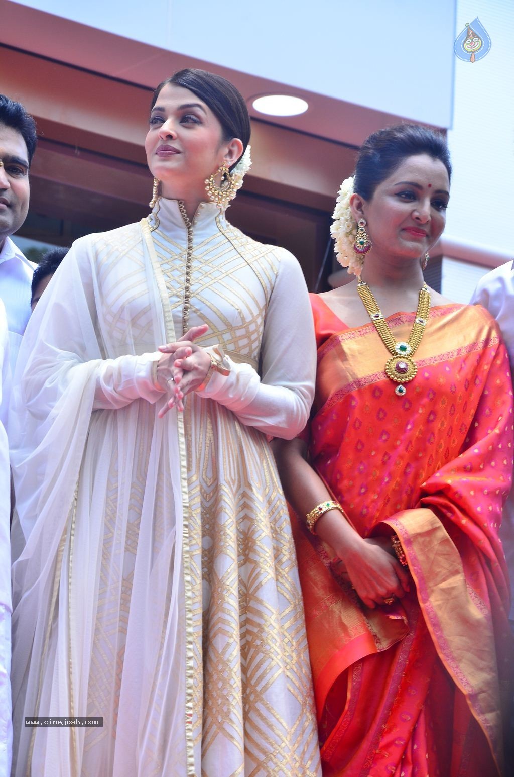 Kalyan Jewellers Chennai Showroom Launch - 31 / 59 photos