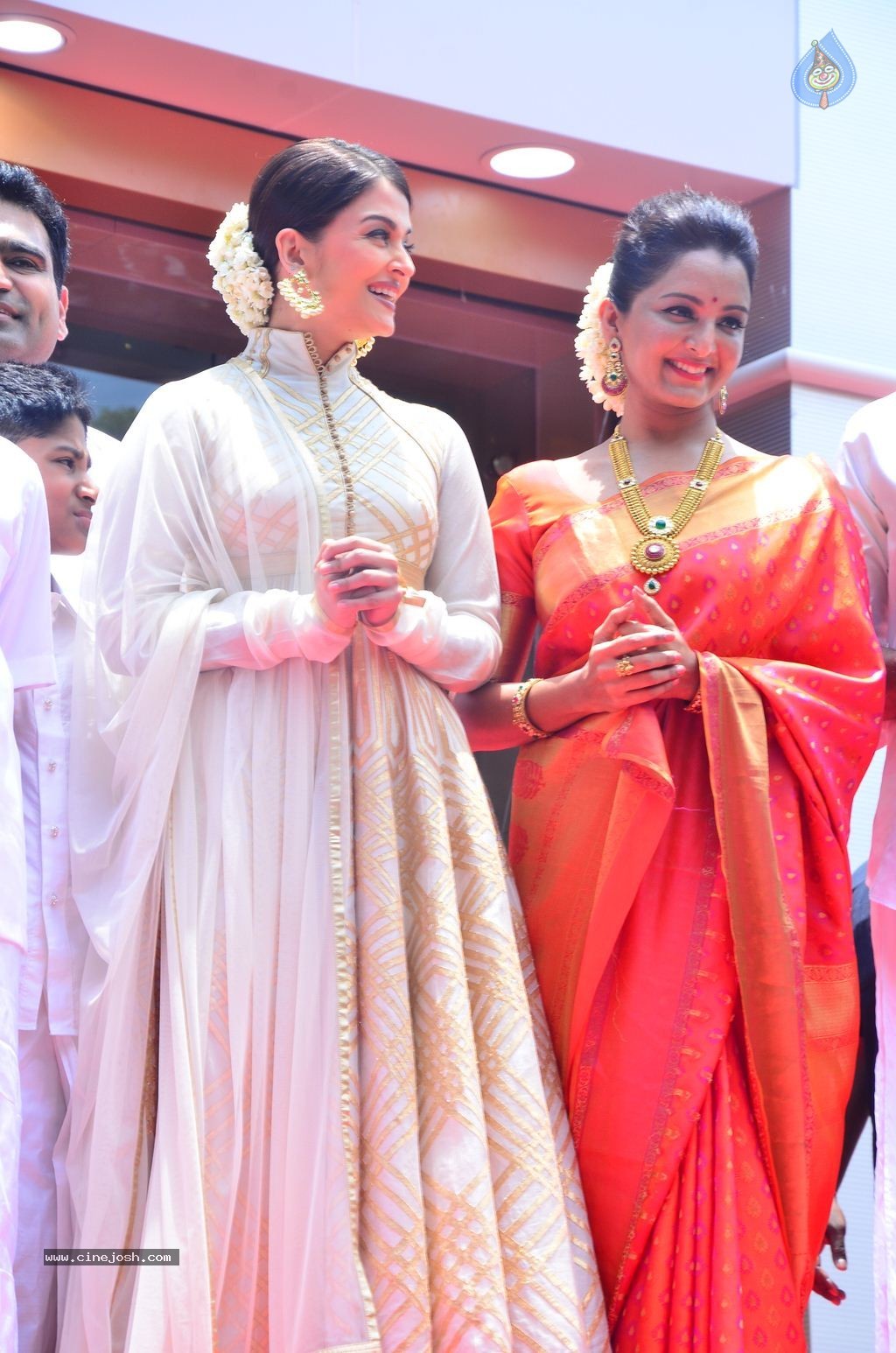 Kalyan Jewellers Chennai Showroom Launch - 46 / 59 photos